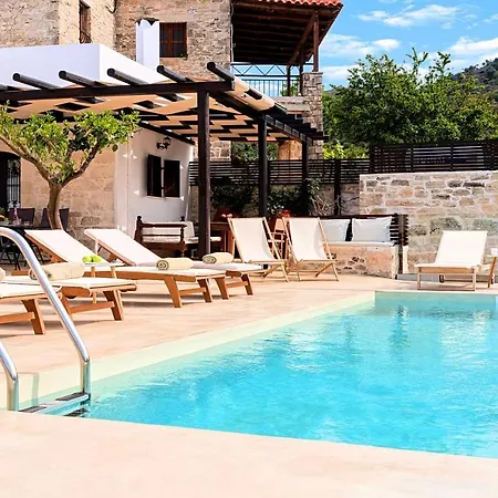 Barozziana Private Heated Pool & Jacuzzi