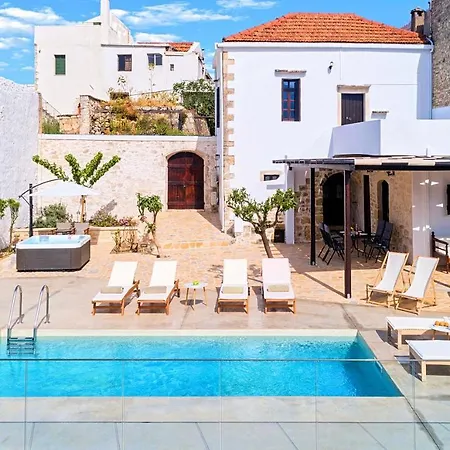 Barozziana Private Heated Pool & Jacuzzi Villa *