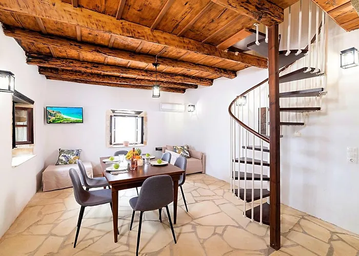 Barozziana Private Heated Pool & Jacuzzi Βίλα *